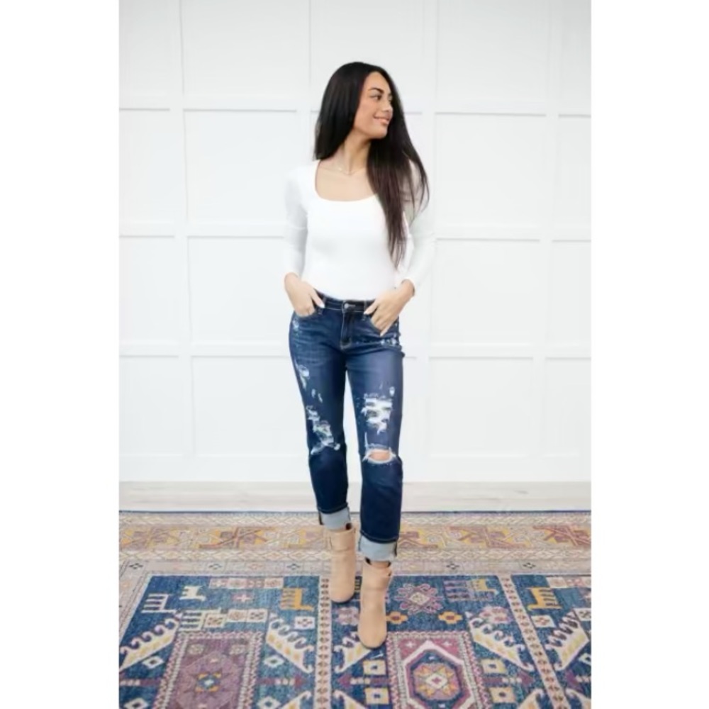 Judy Blue • Bleach Splash Boyfriend Jeans
